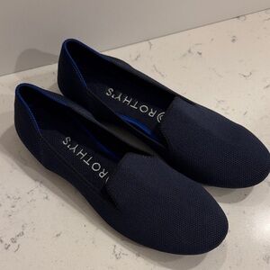 Rothy’s almond toe loafer Navy 7 1/2
